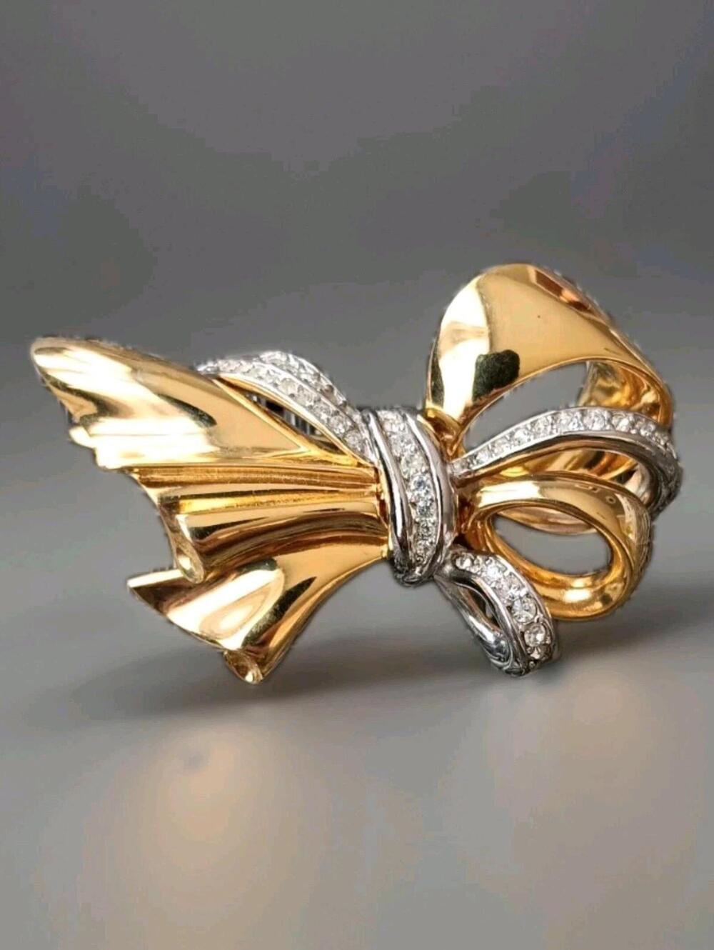 Joan Rivers Vintage Gold tone and Crystal Bow Brooch